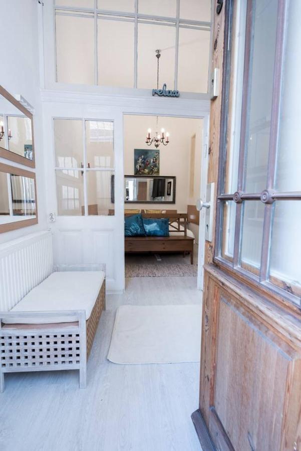 Cosy And Central Apartment With 4 Bedrooms And A/C Budapest Esterno foto